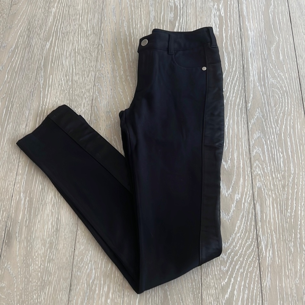 Ponte Pants in black - Picture 2 of 10